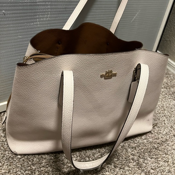 Charlie Coach Tote - Picture 5 of 11